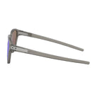 Bestel de Oakley Latch Steel Prizm Snow Sapphire snel, gemakkelijk en veilig bij Revert 95. Check on ze website voor de gehele Oakley gepolariseerde zonnebrillen collectie, of kom langs in onze winkel in Haarlem