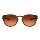 Bestel de Oakley LATCH LATCH MATTE BROWN TORTOISE Prizm Brown Gradient veilig, gemakkelijk en snel bij Revert 95. Check onze website voor de gehele Oakley collectie, of kom gezellig langs bij onze winkel in Haarlem.	