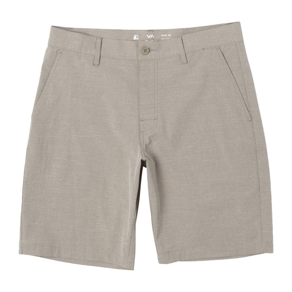 Bestel de RVCA BALANCE 20" HYBRID SHORTsnel, veilig en gemakkelijk bij Revert 95. Check onze website voor de gehele RVCA collectie.